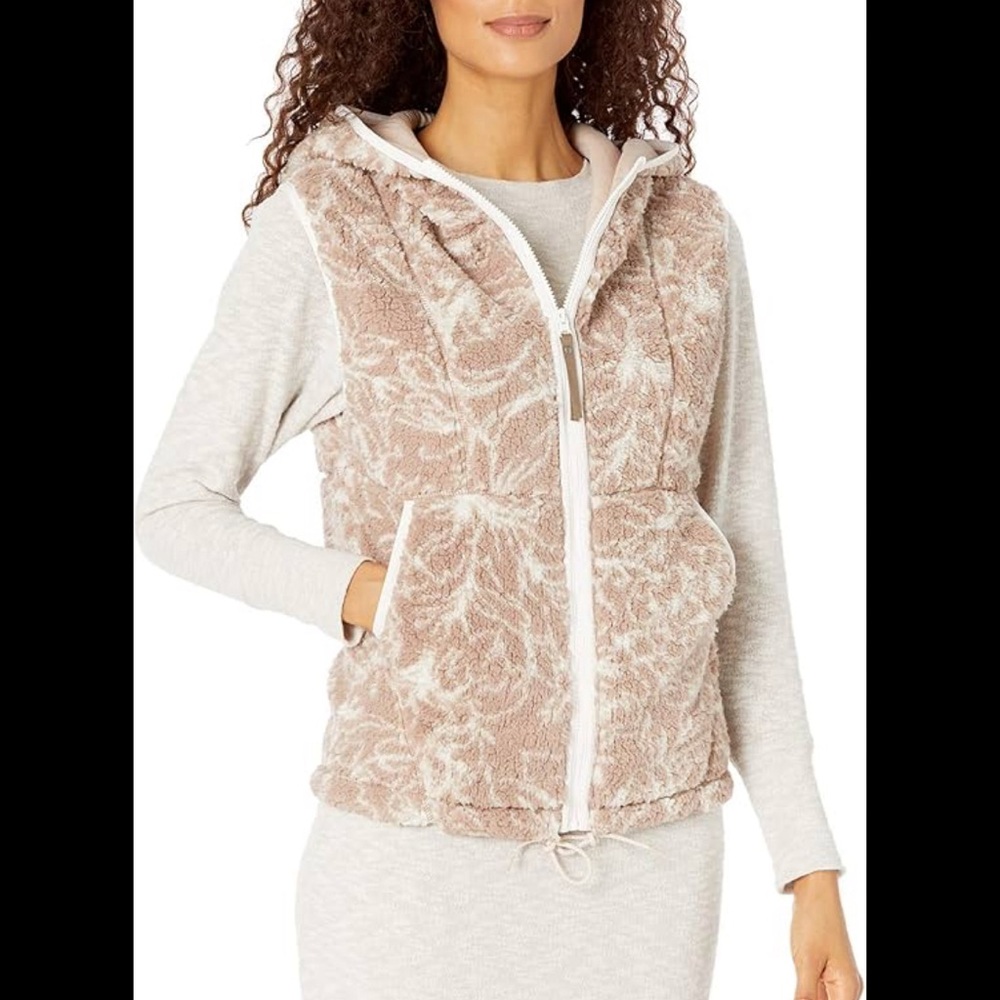 NWT Prana vest polar